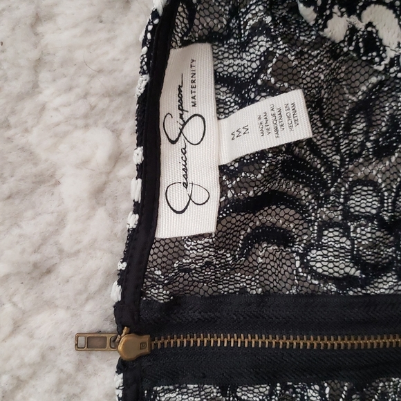 Maternity Top - Picture 2 of 2